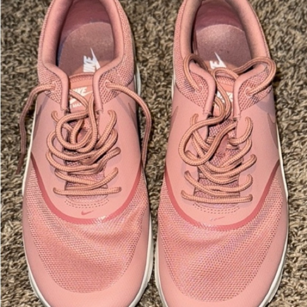 Nike Women's Pink Sneakers Air Max Thea Size 11W EUC like new!